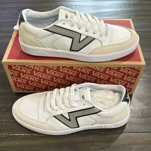 Vans Lowland True White